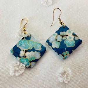 Lightweight floral blue earrings